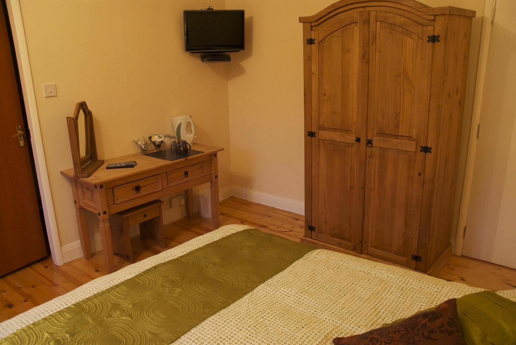 George Bed & Breakfast 4*